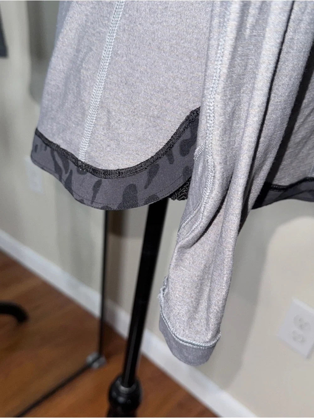 Lululemon Heathered Slate Turn It Up Long Sleeve Running Shirt Size S - Picture 9 of 10
